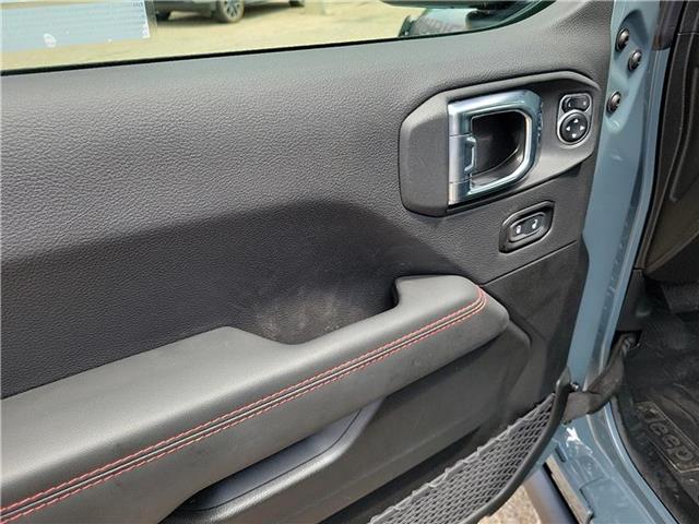 new 2025 Jeep Gladiator car