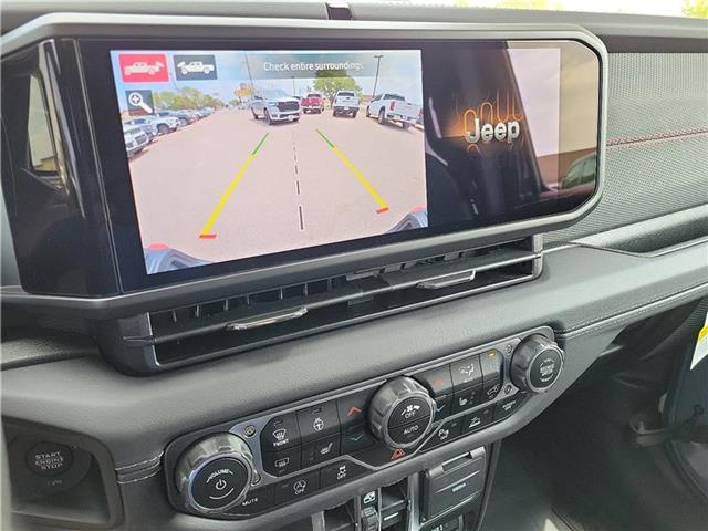 new 2025 Jeep Gladiator car