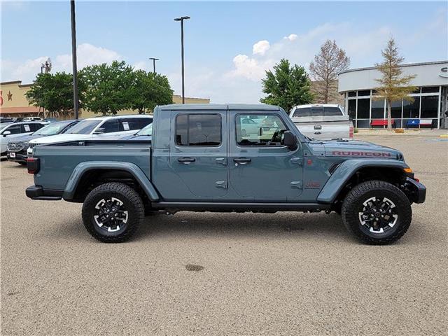 new 2025 Jeep Gladiator car