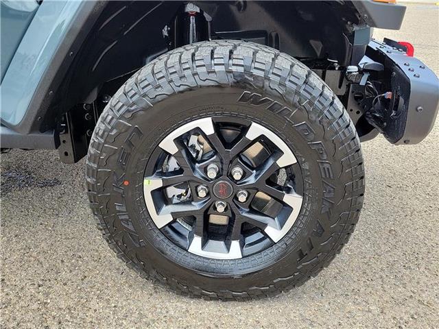 new 2025 Jeep Gladiator car