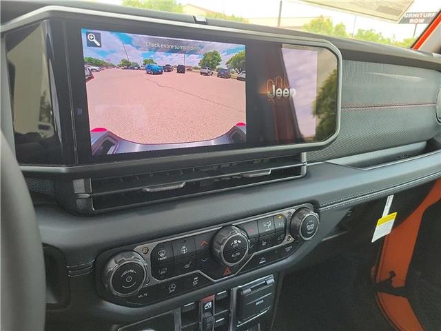 new 2025 Jeep Gladiator car