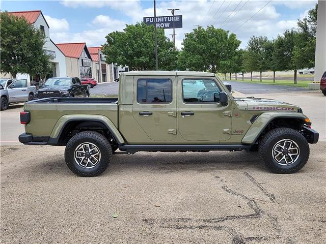 new 2025 Jeep Gladiator car