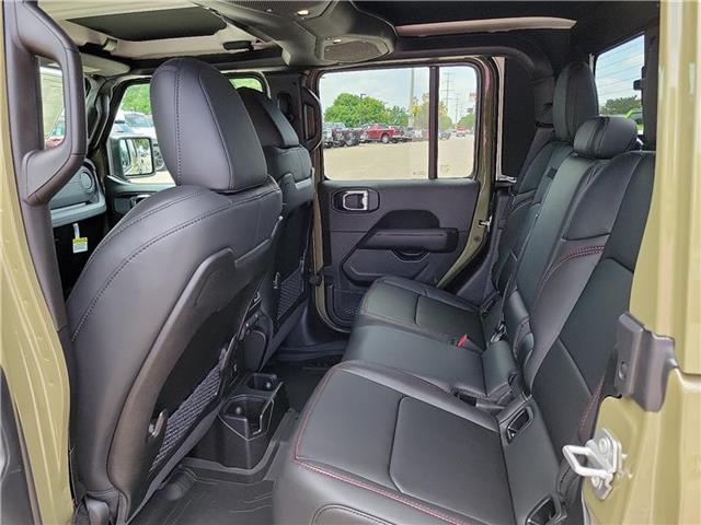 new 2025 Jeep Gladiator car