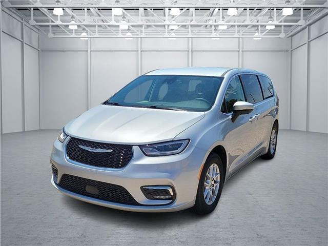 used 2023 Chrysler Pacifica car, priced at $26,995