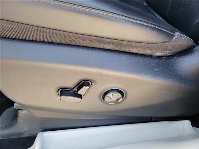 used 2023 Chrysler Pacifica car, priced at $26,995