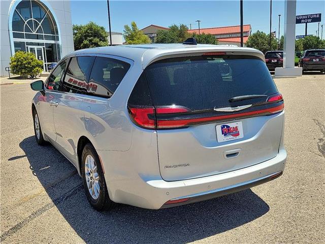 used 2023 Chrysler Pacifica car, priced at $26,995