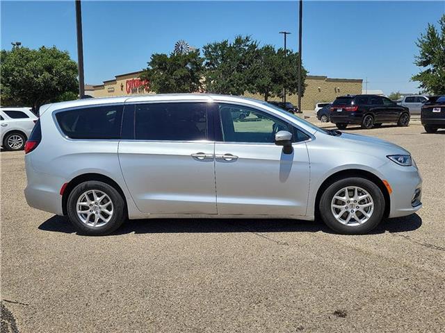 used 2023 Chrysler Pacifica car, priced at $26,995
