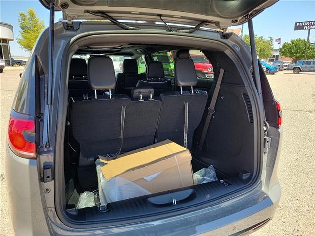 new 2025 Chrysler Pacifica car