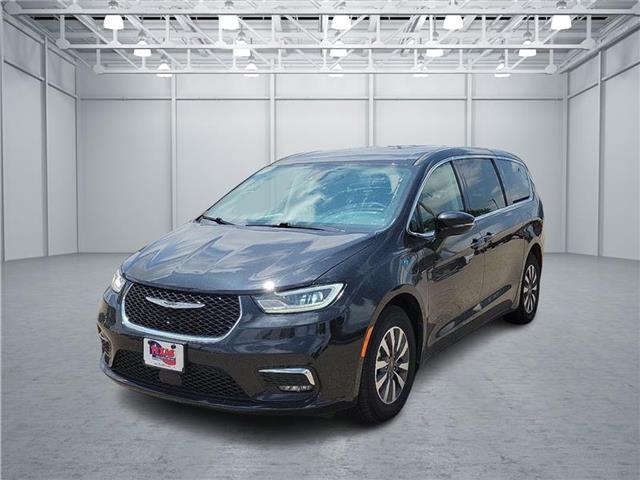 used 2024 Chrysler Pacifica Hybrid car, priced at $38,995