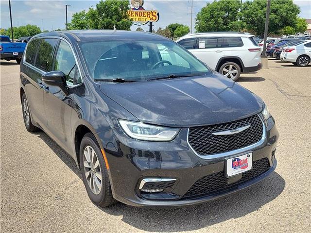 used 2024 Chrysler Pacifica Hybrid car, priced at $35,000