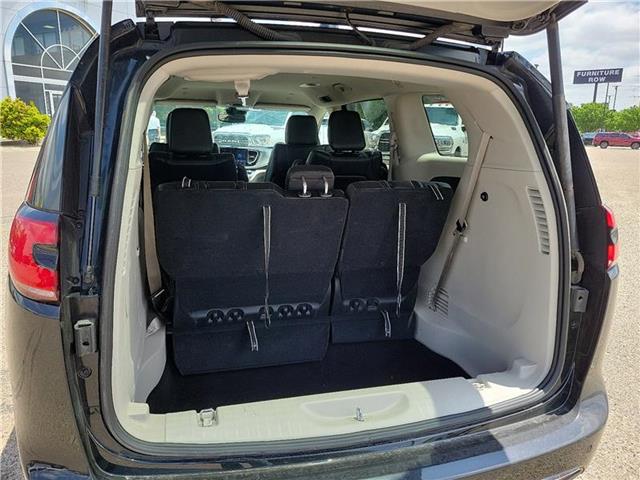 used 2024 Chrysler Pacifica Hybrid car, priced at $35,000