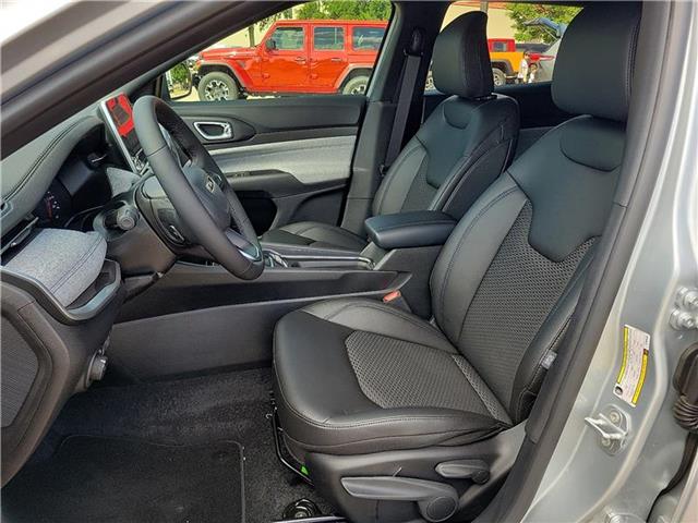 new 2025 Jeep Compass car