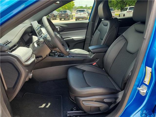 new 2025 Jeep Compass car
