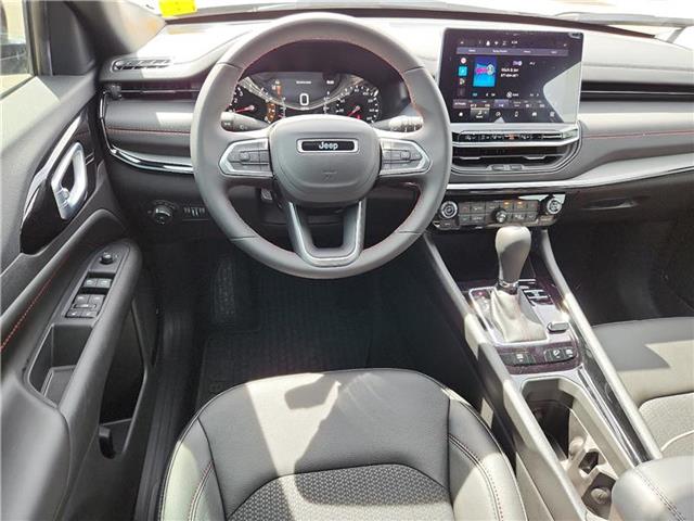 new 2025 Jeep Compass car