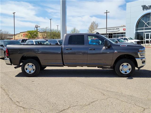 new 2025 Ram 3500 car