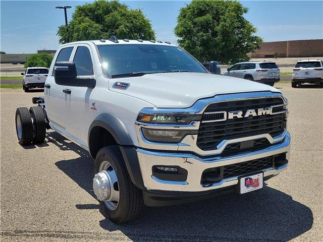 new 2025 Ram 5500 Chassis car