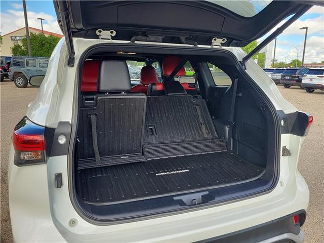 used 2021 Toyota Highlander car, priced at $37,995