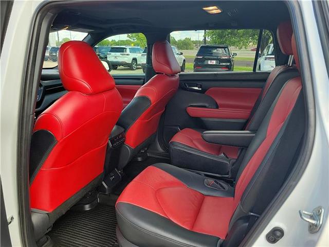 used 2021 Toyota Highlander car, priced at $37,995