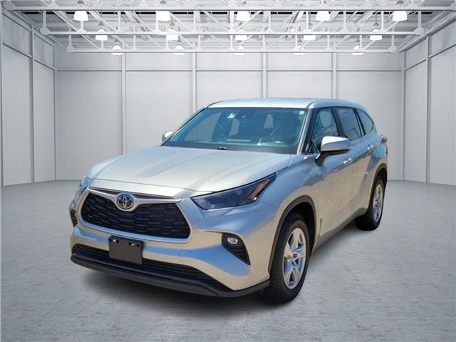 used 2023 Toyota Highlander car, priced at $34,860