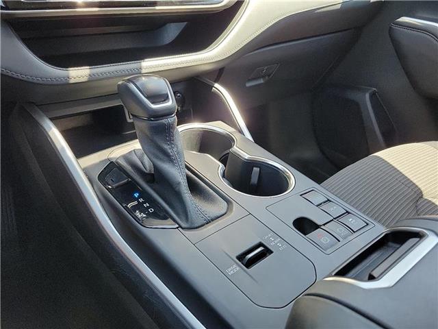 used 2023 Toyota Highlander car, priced at $34,860
