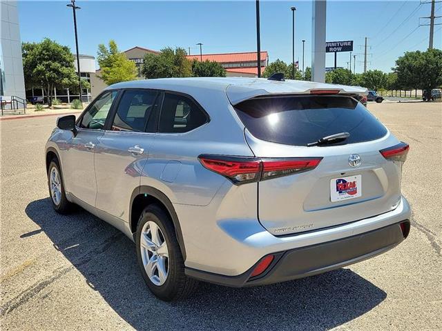 used 2023 Toyota Highlander car, priced at $34,860