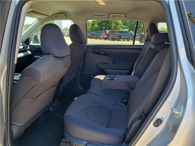 used 2023 Toyota Highlander car, priced at $34,860