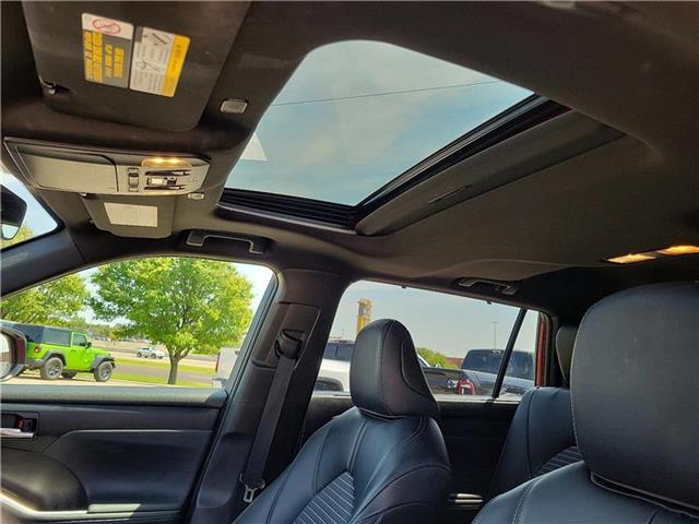 used 2023 Toyota Highlander car, priced at $39,995