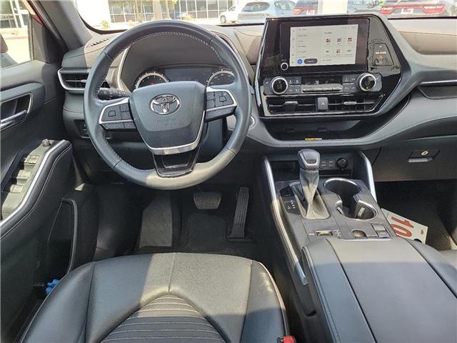 used 2023 Toyota Highlander car, priced at $39,995