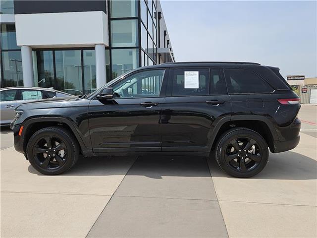 used 2023 Jeep Grand Cherokee car, priced at $32,981