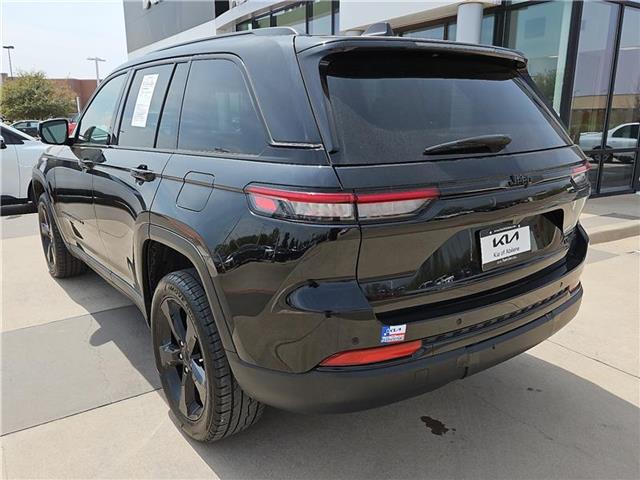 used 2023 Jeep Grand Cherokee car, priced at $32,981