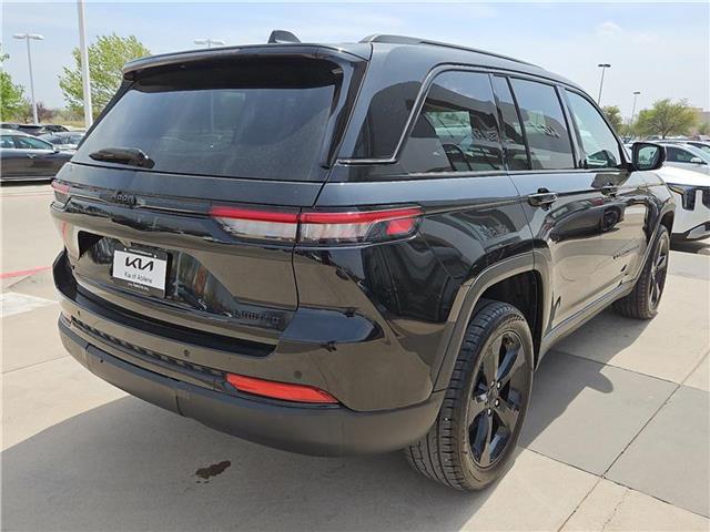used 2023 Jeep Grand Cherokee car, priced at $32,981