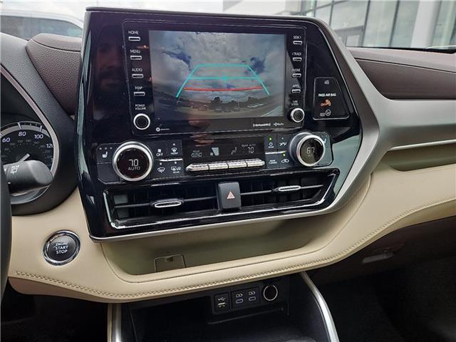 used 2022 Toyota Highlander car, priced at $33,981