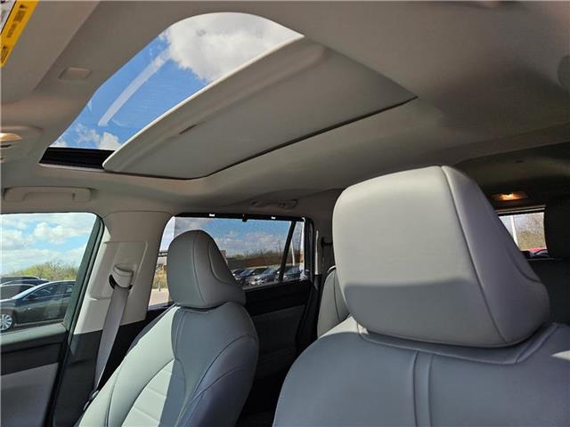 used 2022 Toyota Highlander car, priced at $36,981