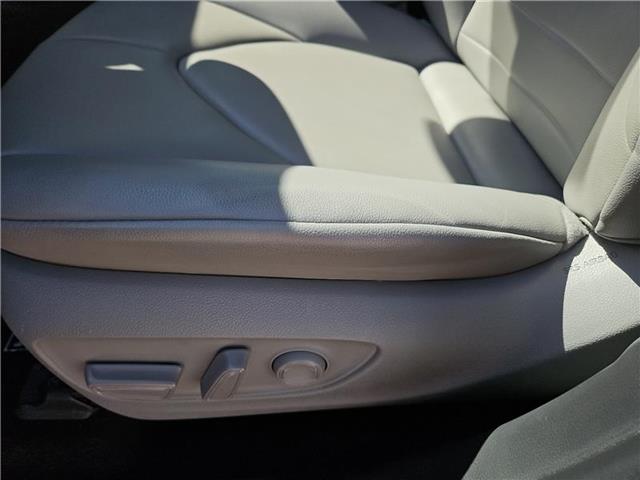 used 2022 Toyota Highlander car, priced at $36,981
