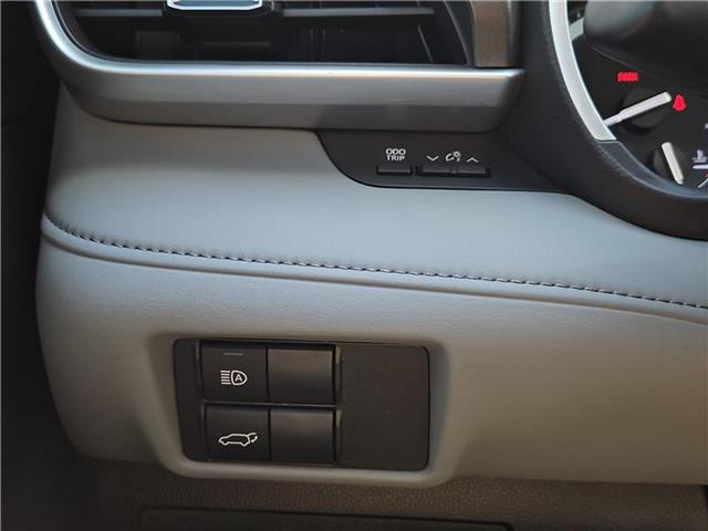 used 2022 Toyota Highlander car, priced at $36,981