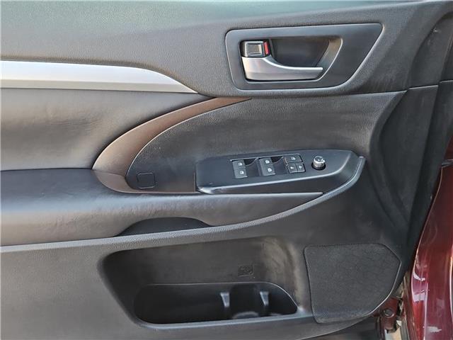 used 2018 Toyota Highlander car, priced at $23,981
