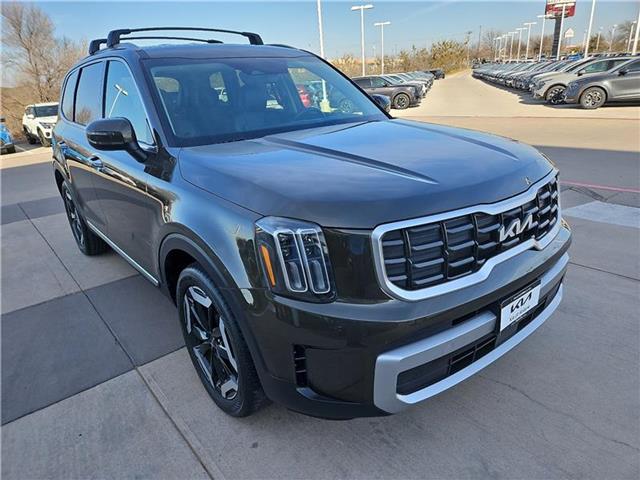 used 2023 Kia Telluride car, priced at $34,975