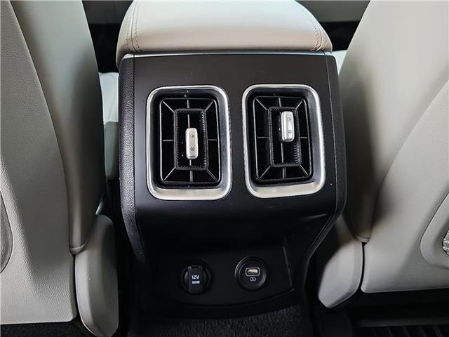 used 2023 Kia Sorento car, priced at $31,981