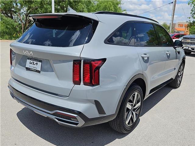 used 2023 Kia Sorento car, priced at $31,981