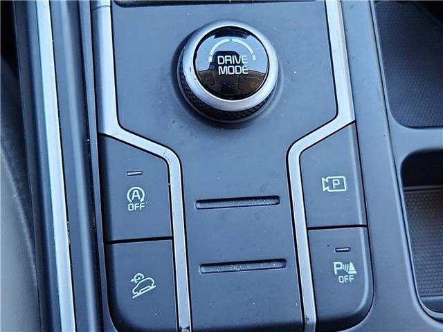used 2022 Kia Sorento car, priced at $26,981