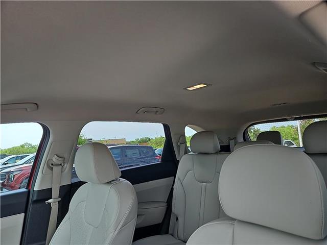 used 2022 Kia Sorento car, priced at $26,981