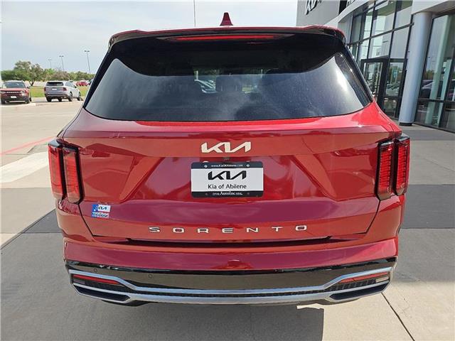 used 2022 Kia Sorento car, priced at $26,981