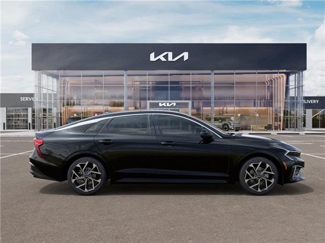 new 2025 Kia K5 car