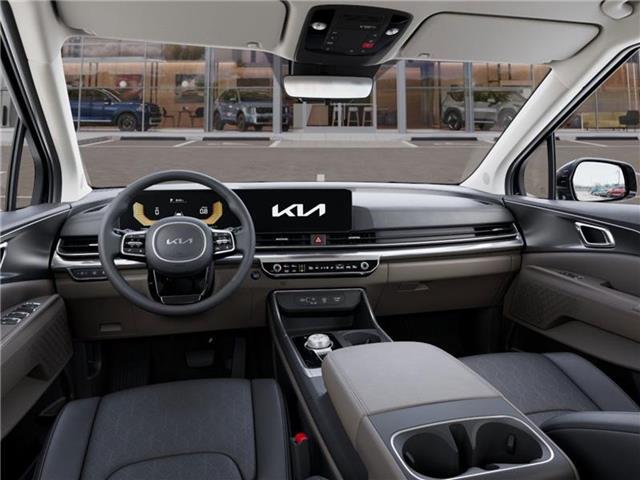 new 2025 Kia Carnival Hybrid car