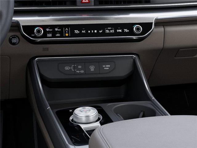 new 2025 Kia Carnival Hybrid car