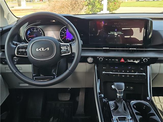 used 2024 Kia Carnival car, priced at $34,981
