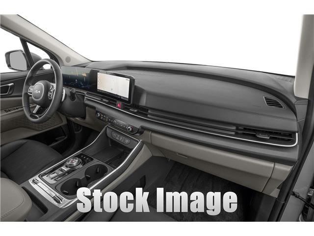new 2025 Kia Carnival Hybrid car