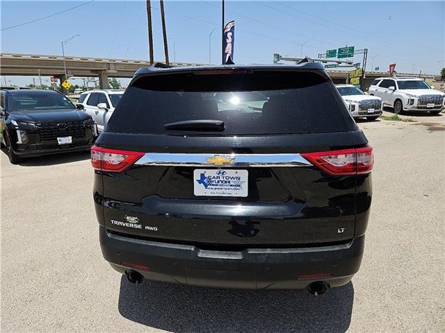 used 2021 Chevrolet Traverse car, priced at $26,058