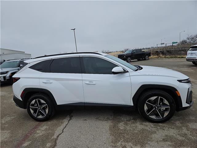 new 2025 Hyundai Tucson car