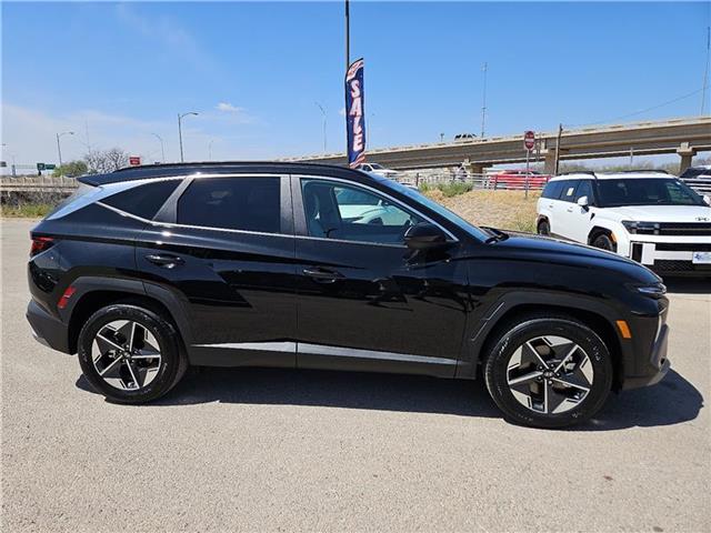 new 2025 Hyundai Tucson car